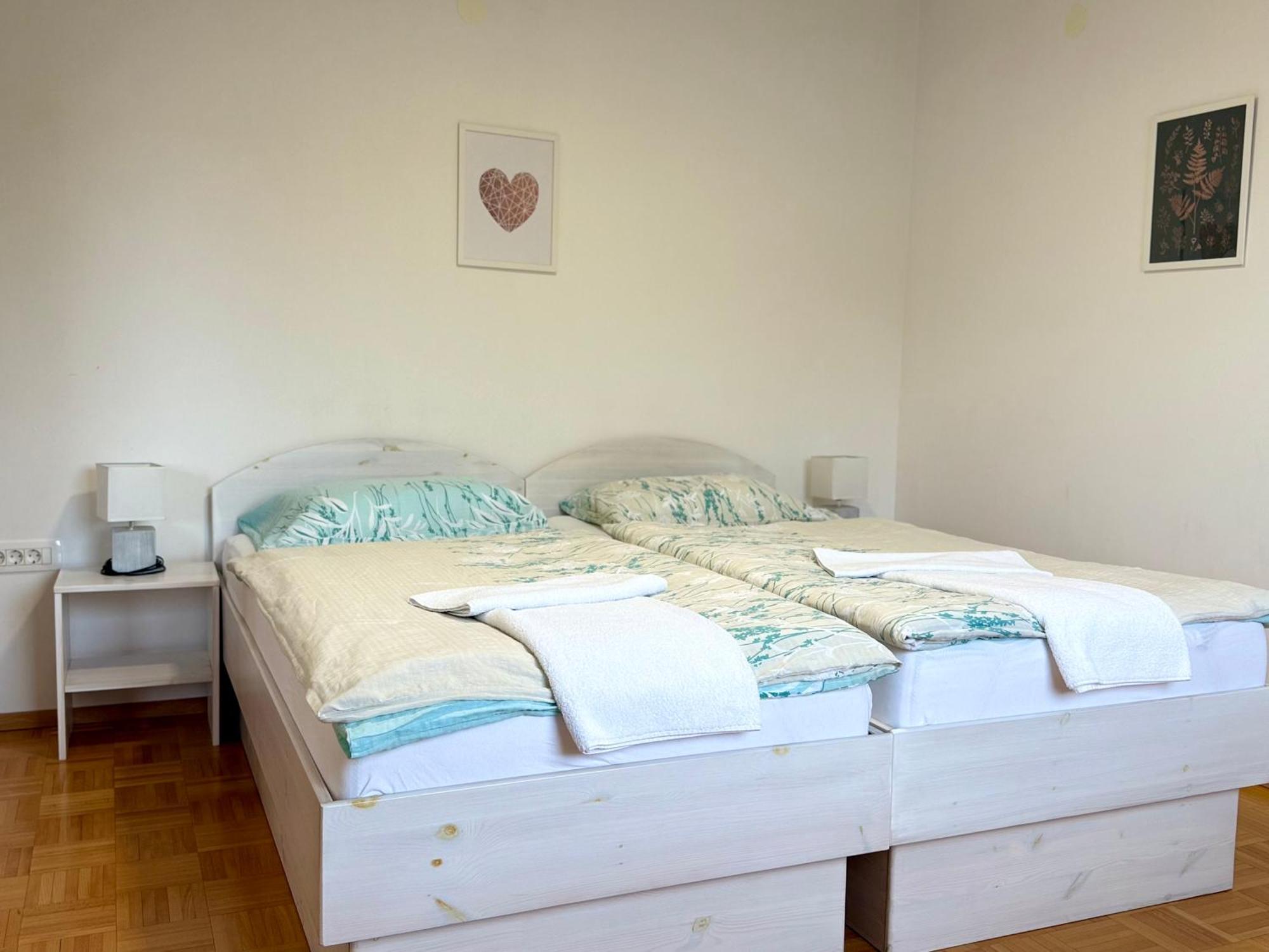 Guest House Kobal Spodnje Gorje Buitenkant foto